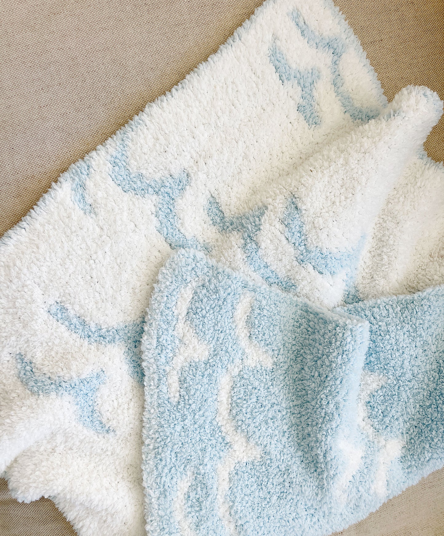 Marshmallow Blanket - blue waves