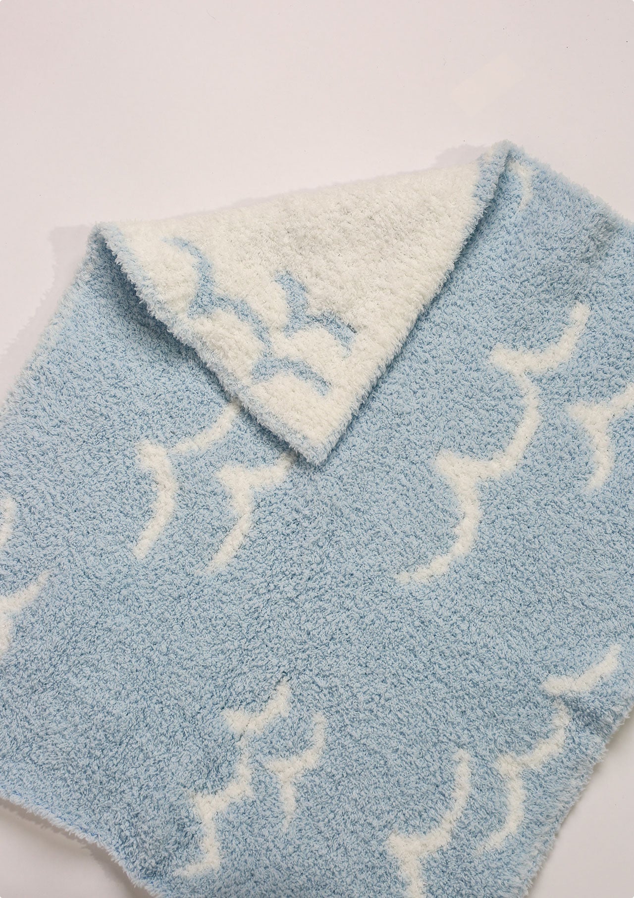 Marshmallow Blanket - blue waves